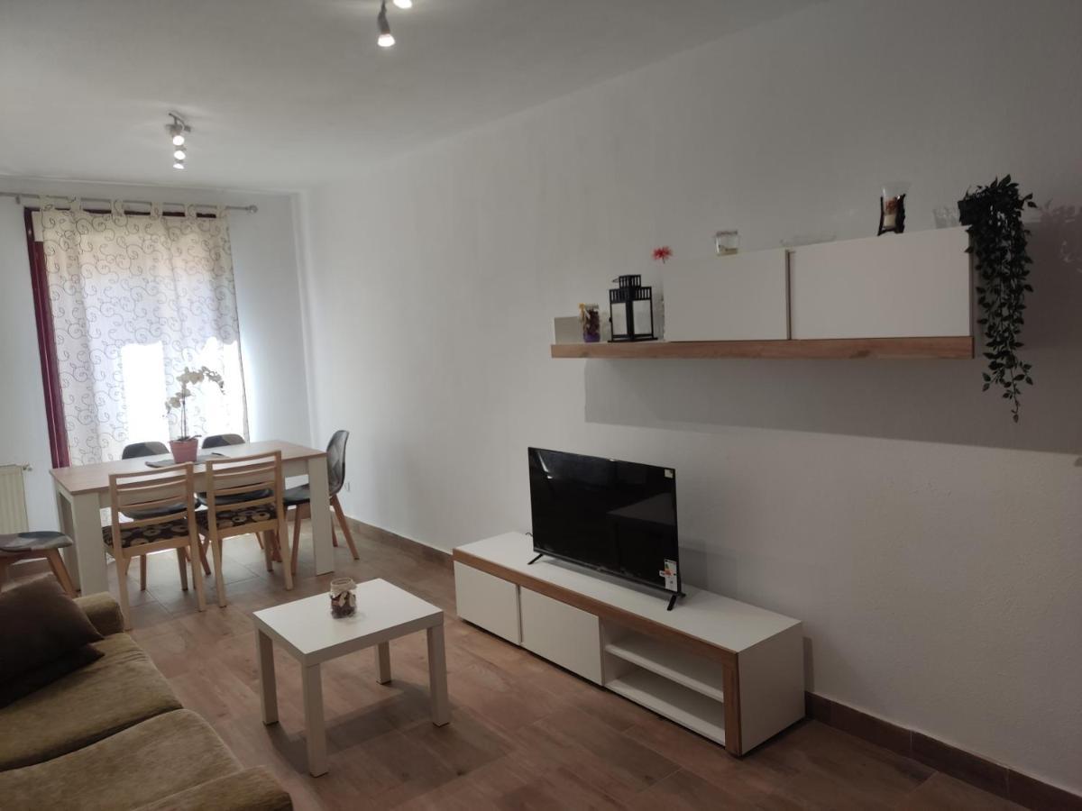 Parking Gratis, Alcala Magna Licencia Turistica Vt-13974 Apartment อัลกาลาเดเอนาเรส ภายนอก รูปภาพ
