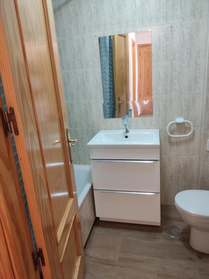 Parking Gratis, Alcala Magna Licencia Turistica Vt-13974 Apartment อัลกาลาเดเอนาเรส ภายนอก รูปภาพ