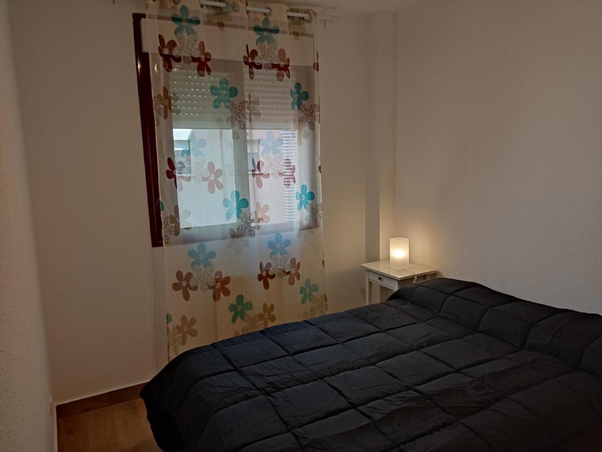 Parking Gratis, Alcala Magna Licencia Turistica Vt-13974 Apartment อัลกาลาเดเอนาเรส ภายนอก รูปภาพ