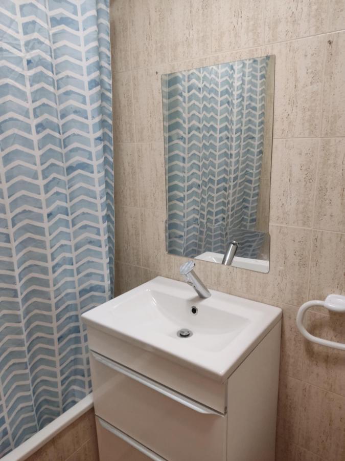 Parking Gratis, Alcala Magna Licencia Turistica Vt-13974 Apartment อัลกาลาเดเอนาเรส ภายนอก รูปภาพ