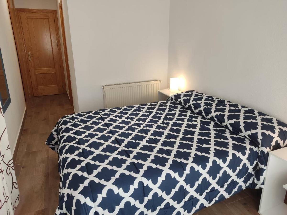 Parking Gratis, Alcala Magna Licencia Turistica Vt-13974 Apartment อัลกาลาเดเอนาเรส ภายนอก รูปภาพ