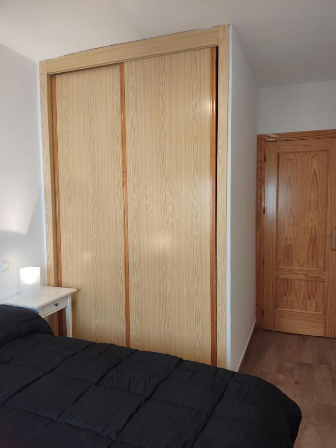 Parking Gratis, Alcala Magna Licencia Turistica Vt-13974 Apartment อัลกาลาเดเอนาเรส ภายนอก รูปภาพ