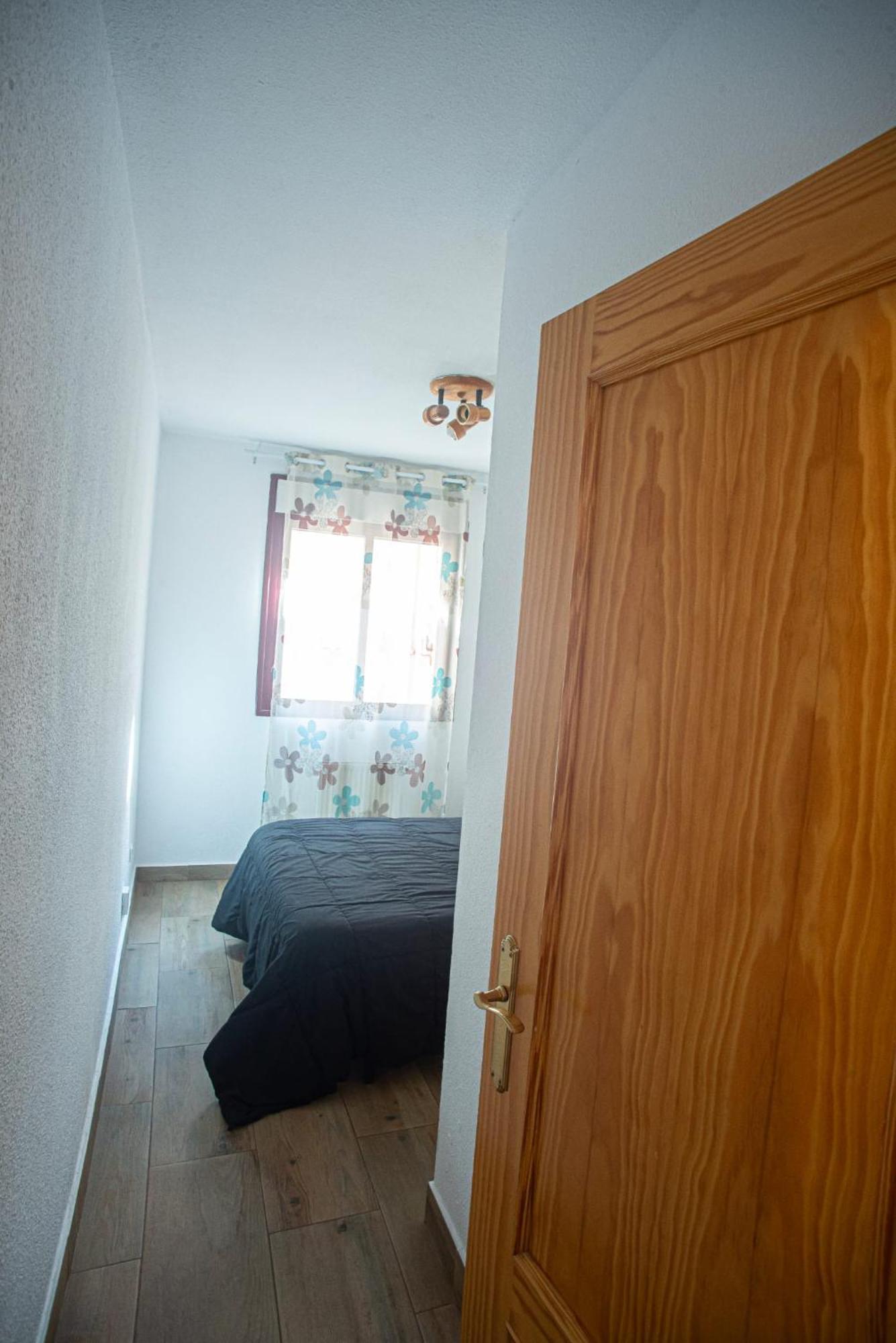 Parking Gratis, Alcala Magna Licencia Turistica Vt-13974 Apartment อัลกาลาเดเอนาเรส ภายนอก รูปภาพ