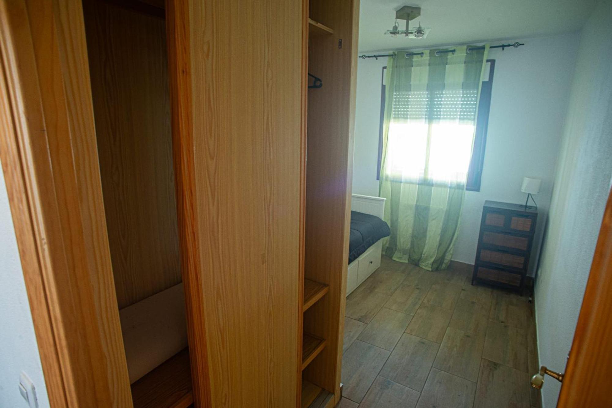 Parking Gratis, Alcala Magna Licencia Turistica Vt-13974 Apartment อัลกาลาเดเอนาเรส ภายนอก รูปภาพ