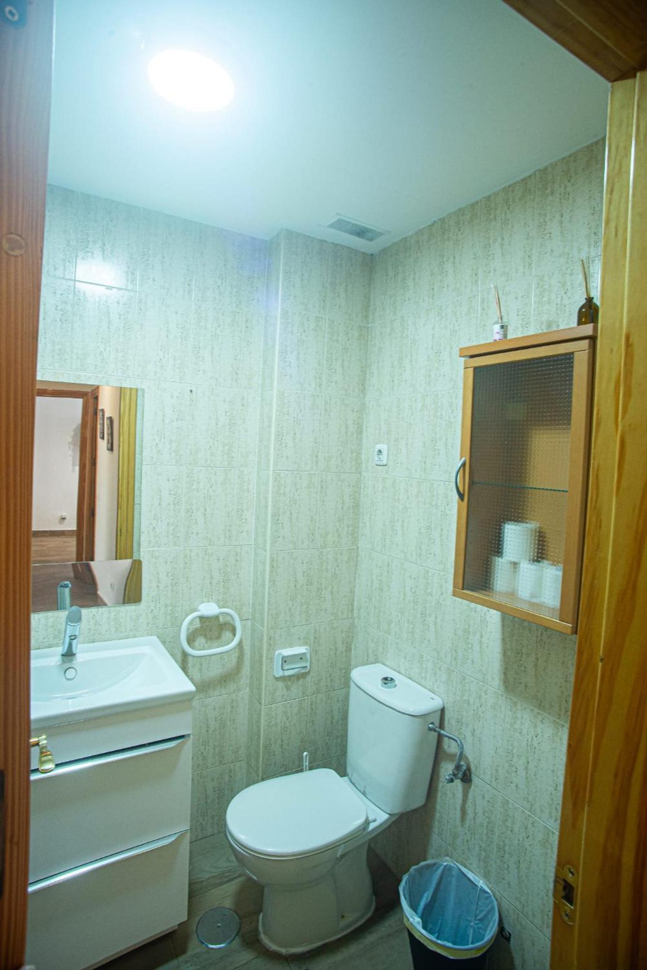Parking Gratis, Alcala Magna Licencia Turistica Vt-13974 Apartment อัลกาลาเดเอนาเรส ภายนอก รูปภาพ